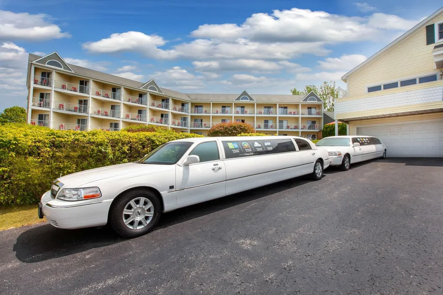 Apple Tree Inn, SureStay Collection by Best Western hotel detail image 2