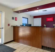 Red Roof Inn Defuniak Springs hotel detail image 5