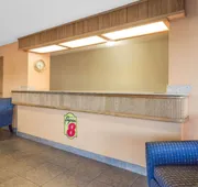 Super 8 by Wyndham LaGrande hotel detail image 4