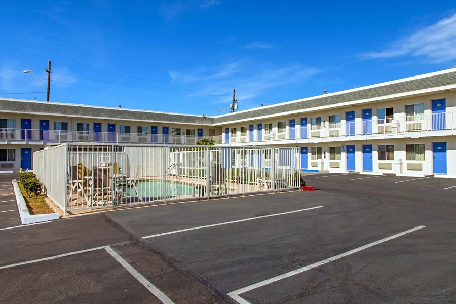 Motel 6 Phoenix, AZ - Airport - 24th Street hotel detail image 6