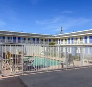 Motel 6 Phoenix, AZ - Airport - 24th Street hotel detail image 7