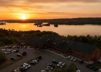 Grand Ely Lodge Resort & Conference Center hotel thumbnail 2