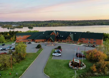 Grand Ely Lodge Resort & Conference Center hotel thumbnail 3