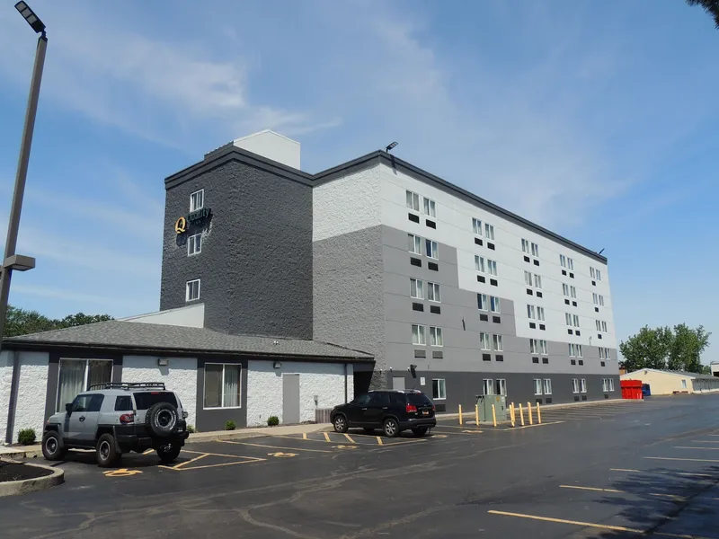 Quality Inn Rochester West hotel detail image 2
