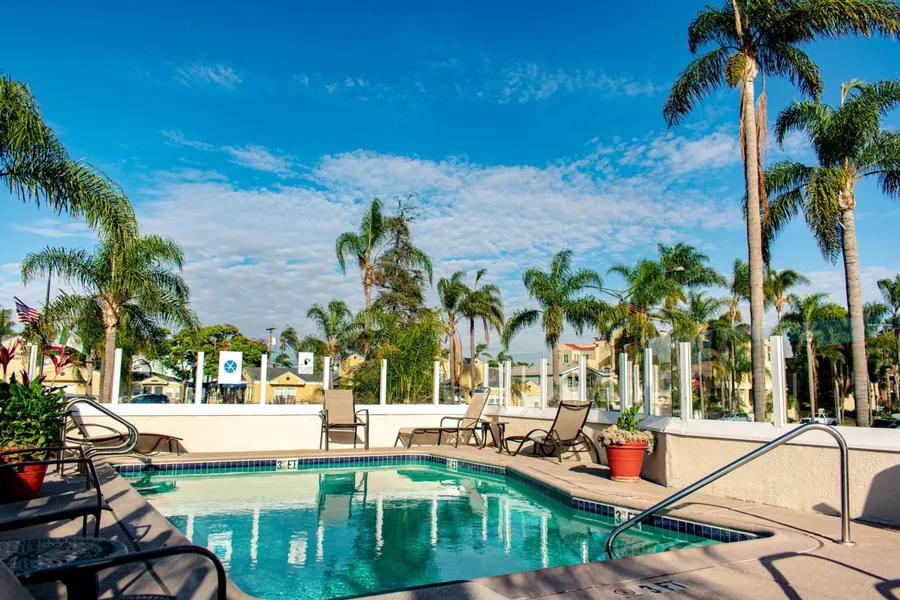 Best Western Plus Suites Hotel Coronado Island hotel detail image 2