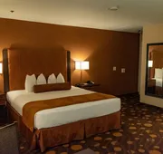 Best Western Plus Suites Hotel Coronado Island hotel detail image 5