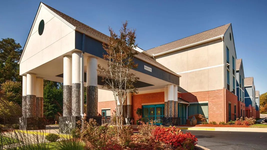 Best Western Plus Roswell / Alpharetta hotel detail image 2