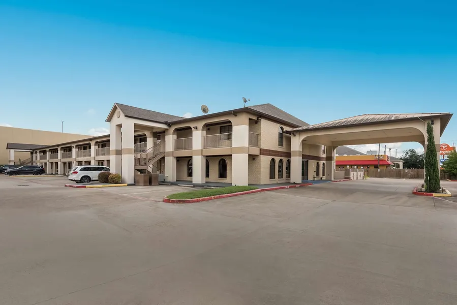 SureStay Hotel by Best Western Deer Park hotel detail image 2