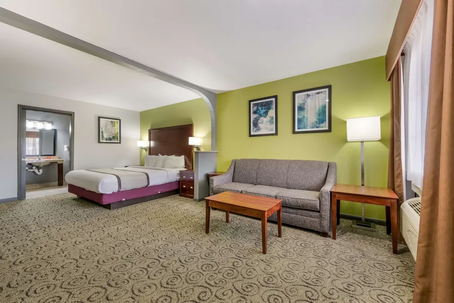 SureStay Hotel by Best Western Deer Park hotel detail image 6