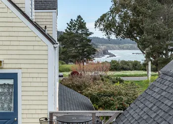 Headlands Inn Bed & Breakfast hotel thumbnail 5