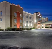 Best Western Plus Delta Inn & Suites hotel detail image 4
