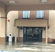Days Inn & Suites by Wyndham Eunice hotel detail image 3