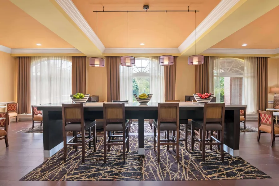 Hampton Inn & Suites Stamford hotel detail image 6