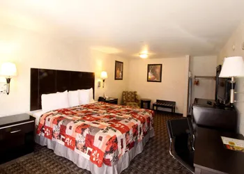 Sunburst Spa & Suites Motel hotel thumbnail 8