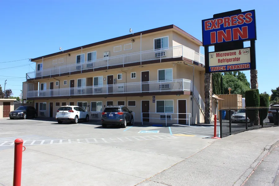 Express Inn hotel detail image 2