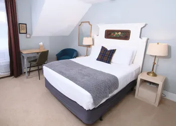 The New London Inn hotel thumbnail 8