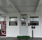 Great Lakes Motel hotel detail image 3