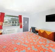 Executive Inn of Hondo hotel detail image 7