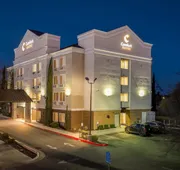Comfort Suites Clovis - Fresno hotel detail image 5