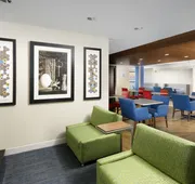 Holiday Inn Express & Suites San Antonio-Dtwn Market Area by IHG hotel detail image 3