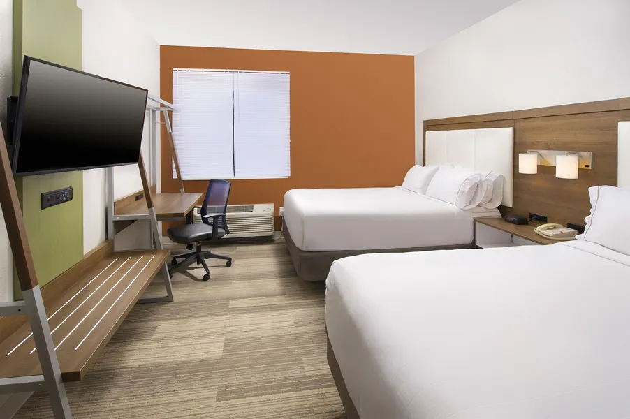 Holiday Inn Express & Suites San Antonio-Dtwn Market Area by IHG hotel detail image 6