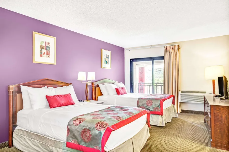 Ramada by Wyndham Rockaway hotel detail image 6