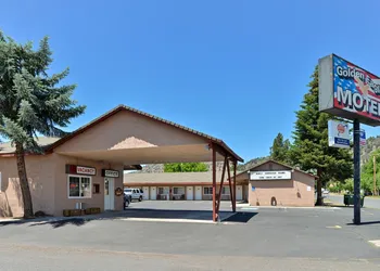 Golden Eagle Motel hotel thumbnail 2