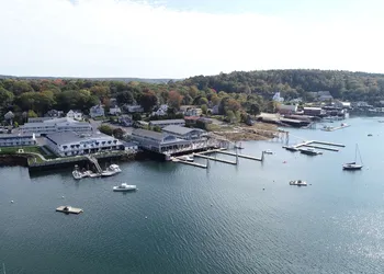 Boothbay Harbor Inn hotel thumbnail 6