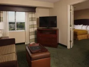 Homewood Suites By Hilton Dallas-Market Center hotel thumbnail 5