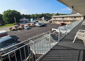 Huntsville Inn hotel thumbnail 6