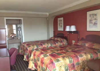 Economy Inn hotel thumbnail 4