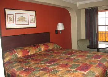 Economy Inn hotel thumbnail 6