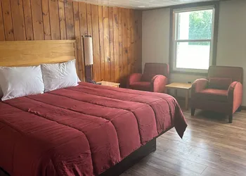 Starlight Inn hotel thumbnail 7