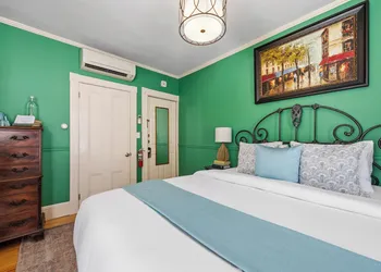 Hartstone Inn hotel thumbnail 6