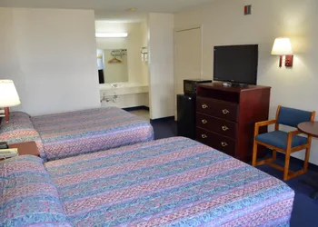 American Inn and Suites White Hall hotel thumbnail 5