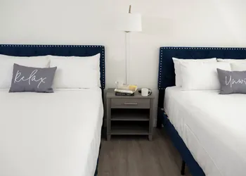Endless Dunes, A Modern Motel hotel thumbnail 8