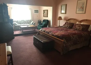 Long House Manor B And B hotel thumbnail 5