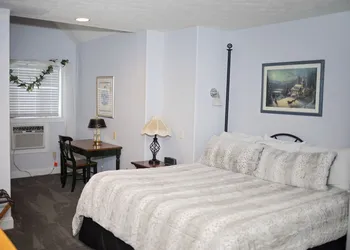 Long House Manor B And B hotel thumbnail 6