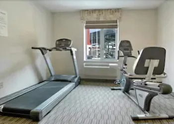 Days Inn By Wyndham Long Island City hotel thumbnail 5