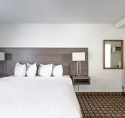 Coastal Breeze Inn hotel detail image 7