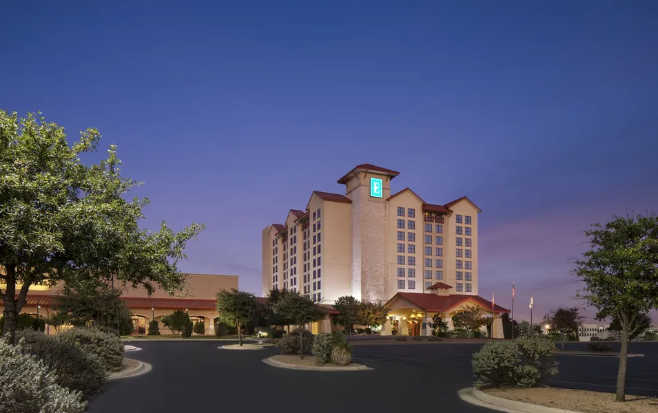 Embassy Suites by Hilton San Marcos Hotel Conference Center hotel detail image 2