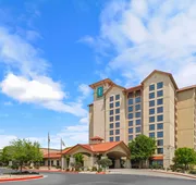 Embassy Suites by Hilton San Marcos Hotel Conference Center hotel detail image 3