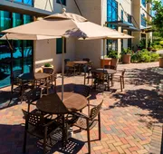 Hampton Inn & Suites National Harbor - Alexandria Area hotel detail image 3