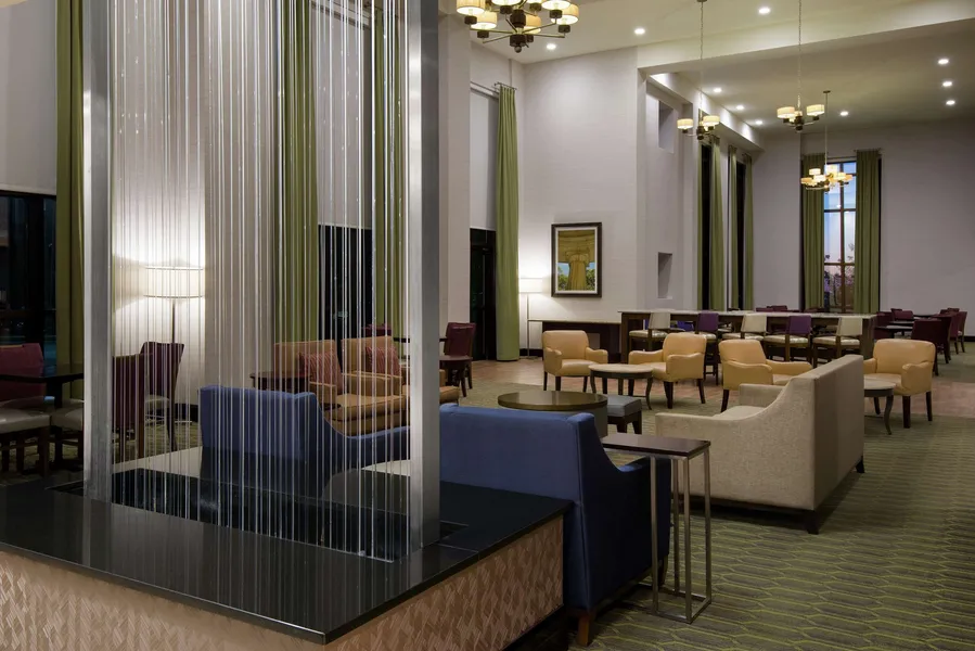 Hampton Inn & Suites National Harbor - Alexandria Area hotel detail image 6