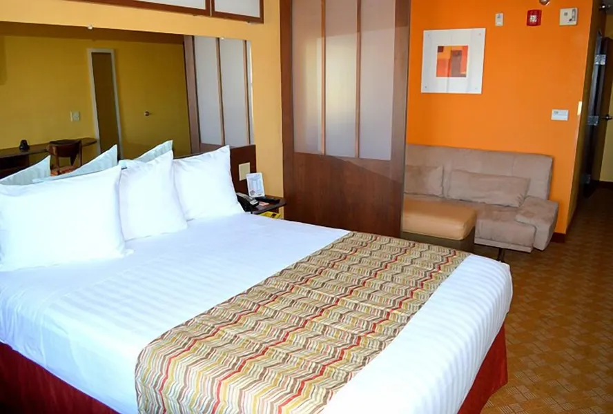 Microtel Inn and Suites by Wyndham Rawlins hotel detail image 6
