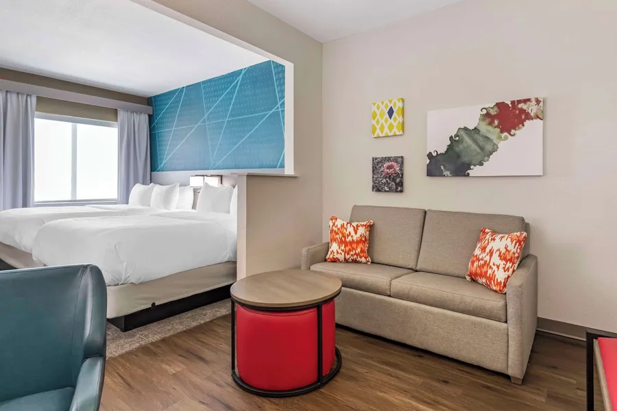 Comfort Suites Laredo - Nuevo Laredo hotel detail image 6