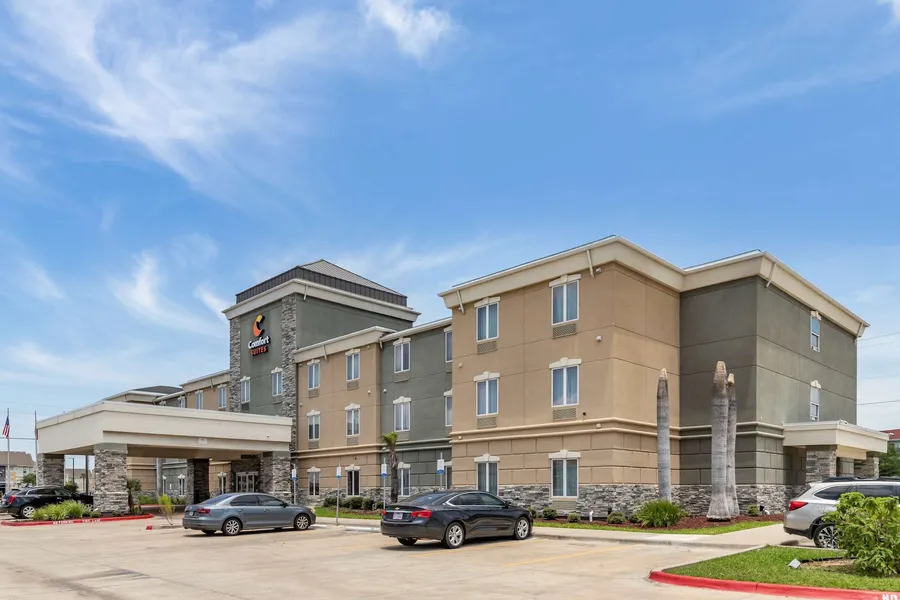 Comfort Suites Near Texas A&M University - Corpus Christi hotel detail image 2
