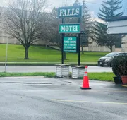 Falls Motel hotel detail image 3