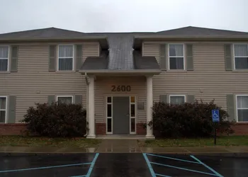 Charwood Suites hotel thumbnail 2