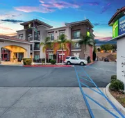 Holiday Inn Express & Suites, Lake Elsinore by IHG hotel detail image 4
